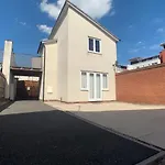 2 Bed House Waterside Luxury Living, Central Area