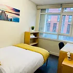 Oyo Sangha House - Short Stays