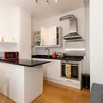 Leicester Luxury Apartments - Cherub