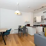 Leicester Luxury Apartments - Cherub
