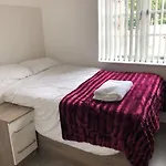 Luxury Lavish Studio Apartments Le1