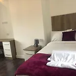 Luxury Lavish Studio Apartments Le1
