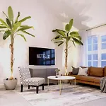 Luxury Apartment In The Heart Of Leicester With Parking