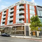 Arcus Apartment 33