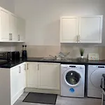 De Luxe Aparthotel