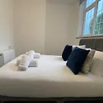 Suite 1- Luxury 1 Bed Apt- Leicester City- Free Parking