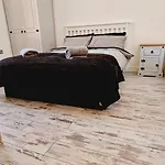 City Centre Lovely Apartment With The Cheapest Overnight Parking