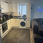 Lovely 1 Bedroom Condo In Leicester City