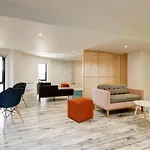 For Students Only Private Bedrooms With Shared Kitchen At Merlin Heights In The Heart Of Leicester