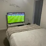 Lovely 1 Bedroom Condo In Leicester City