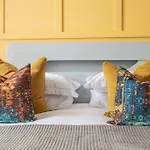 The Pocklington - The Bradgate Suite