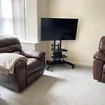 4-Room Detached Furnished Home With Parking