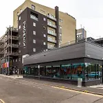 Stunning Brand New One Bed City Apartment