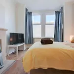 Fliss\'S House