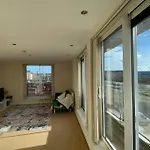 City Centre Free Parking And Wifi Sleeps 6