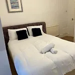 De Luxe Apartment 1