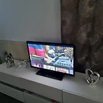 Deluxe Apartment Sleeps Up To 6
