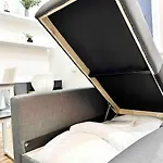 Chic Living At The Chancery