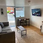 Rentals Leicester 56 - Free St Parking
