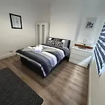 3 Bed House In Leicester!