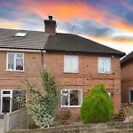 Luxury Family Apartment- Close To Leicester University