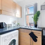 Apartment Near Lri & Dmu