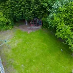 Lindrick Villa- 3Bd Bunglow , Free Parking- Long Stays