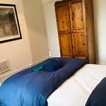 Bosworth Street House