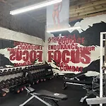 Cozy Central Double Suite - Free Gym!