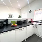 Syster Properties - Glenfield Bungalow