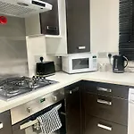2 Bed House, Dmu, Exclusive Area, Central Location