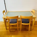 City Centre Location Spacious Manhattan Style Flat