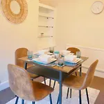 Spotless 2 Bed House Near Leicester City Centre
