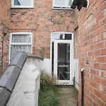 Room In Guest Room - Big Room In Leicester