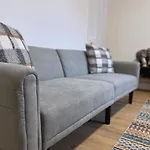 Modern Urban 4 Bedroom House With Free Parking