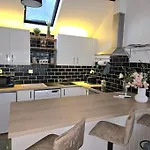 The Mews, Whetstone