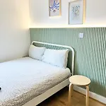 Granby Apartments F-3