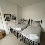 3 Bedroom House Close To City