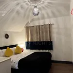 Sleeps 8 L 3 Bedroom L Last-Minute Specials L New Property L Elegant House Near City Center Sleeps 6 With Free Parking L By Zen Nights Short Lets & Serviced Accommodations