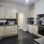 Cozy Haven Near Leicester University And General Hospital