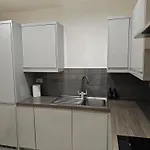 Newly Furnished Modern 1 Bedroom City Apartment