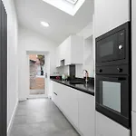 The Modern Retreat