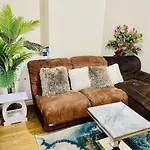 Cozy And Stylish 2 Bedroom Home
