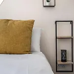 Leicester - Apartment - Sleeps 6 - 97Ws