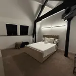 1 Bed Flat In City Centre