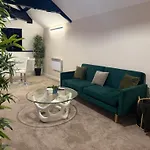 1 Bed Flat In City Centre
