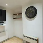 Large Room In Leicester
