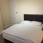 Big Bright Room In Leicester