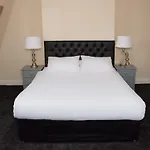Castle Park Hotel