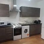 Showcase Apartments - Highcross House